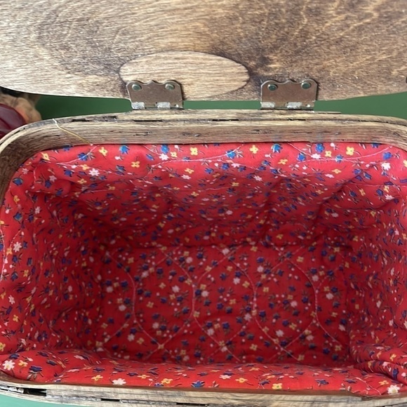 Vintage 🎉HP🎉basket handmade. Painted in Savannah GA - Picture 8 of 12